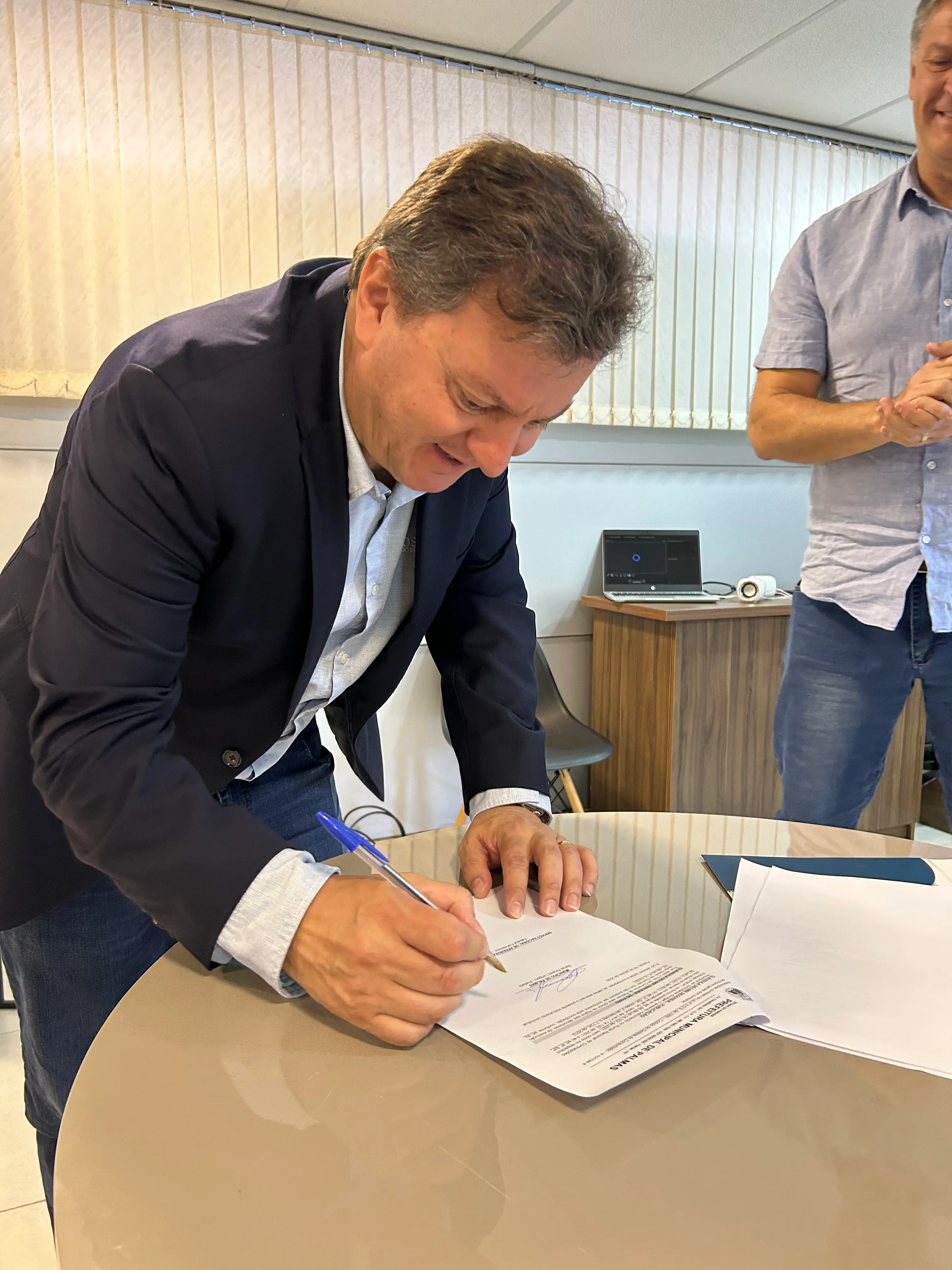 Prefeito Langaro formalizou a realização de mais uma edição do programa Cidade do Conhecimento Prefeito Langaro formalizou a realização de mais uma edição do programa Cidade do Conhecimento