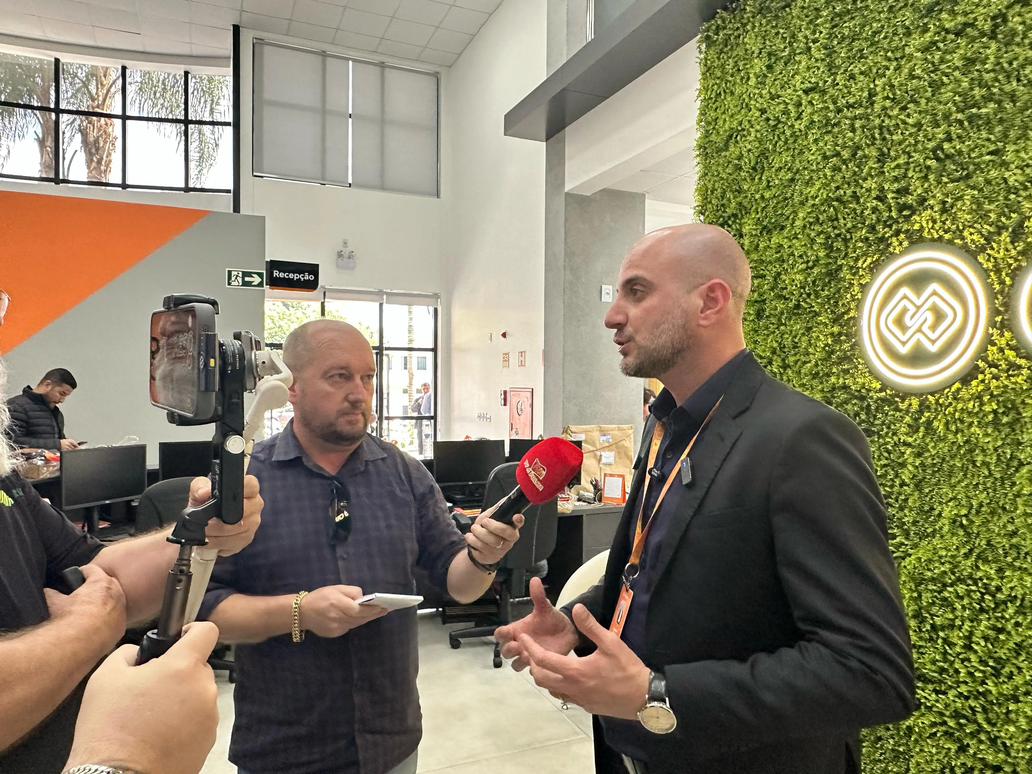 Cresol União apresenta nova campanha de prêmios e metas para 2025 em coletiva de imprensa Cresol União apresenta nova campanha de prêmios e metas para 2025 em coletiva de imprensa