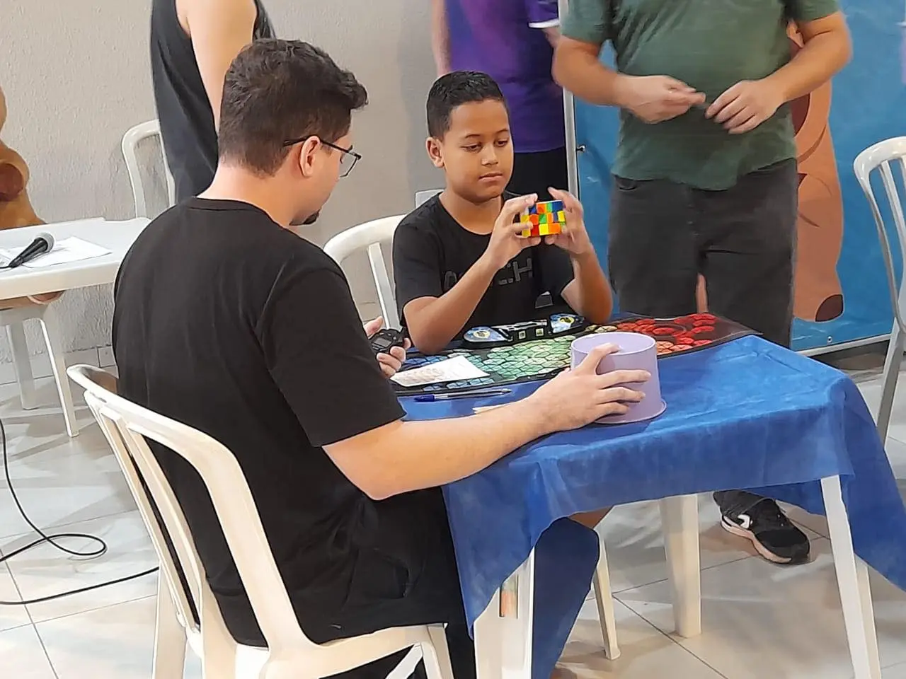 Palmense sagra-se campeão em competição do Cubo Mágico Palmense sagra-se campeão em competição do Cubo Mágico