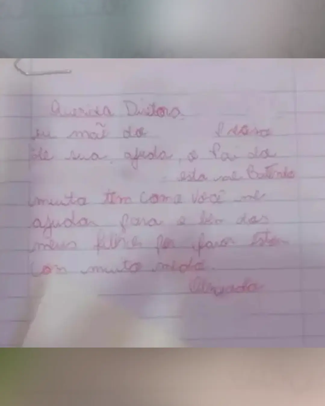 Bilhete escondido em caderno leva ao resgate de mulher mantida em cárcere privado em Cruzeiro (SP)
