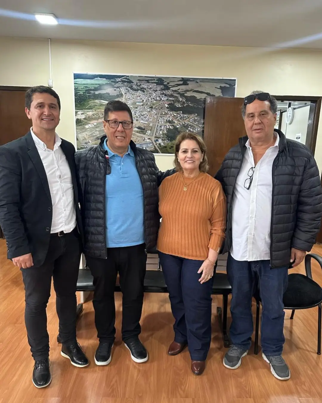 Deputado Adão Litro visita CDS e garante recursos ao município