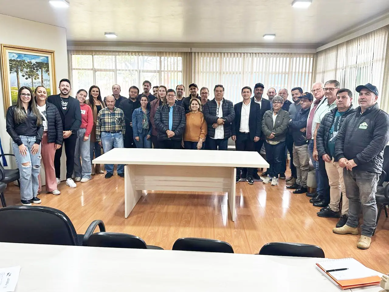 Deputado Adão Litro visita CDS e garante recursos ao município Deputado Adão Litro visita CDS e garante recursos ao município