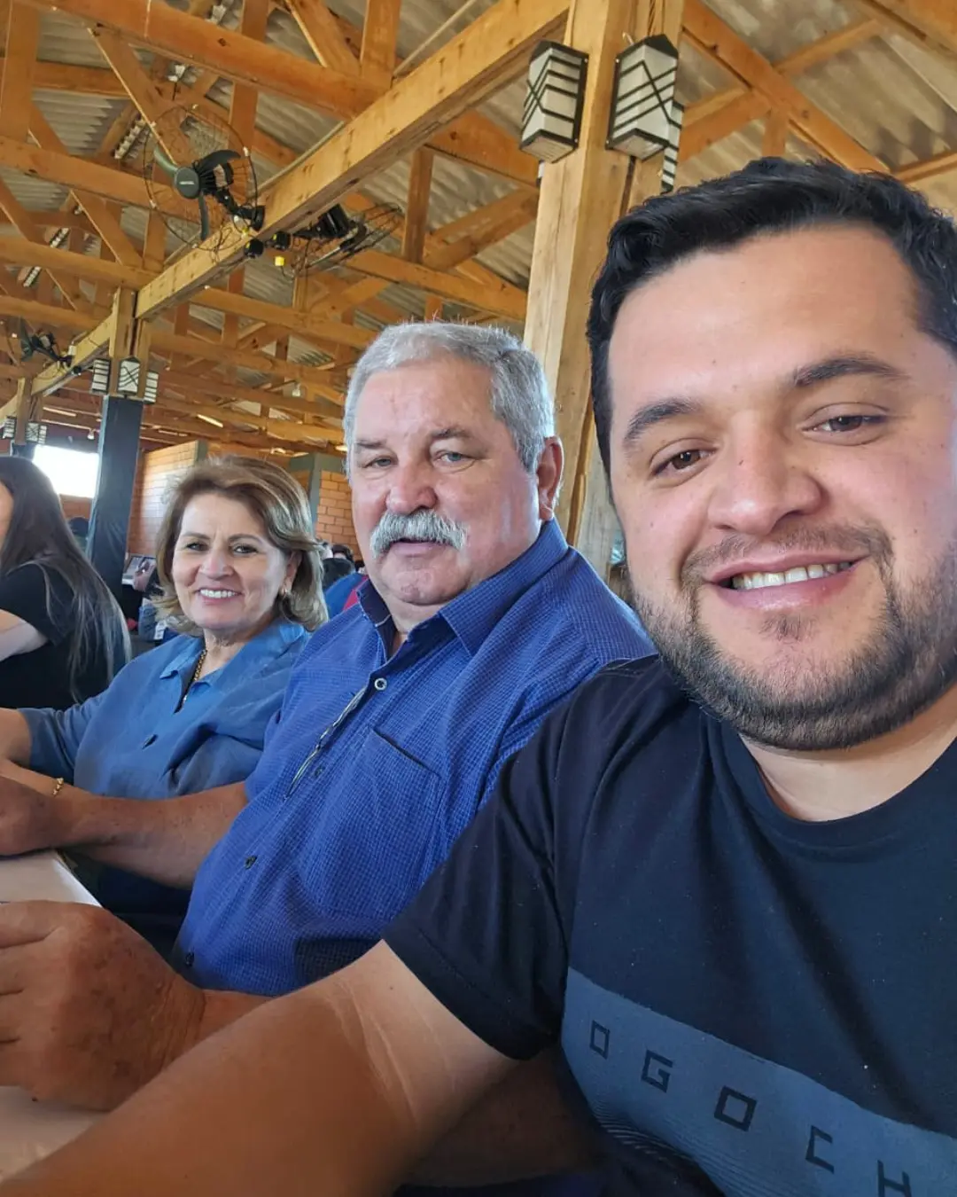 Dona Maria paDona Maria participou de evento em comemoração ao Dia do Trabalhadorrticipou de evento em comemoração ao Dia do Trabalhador