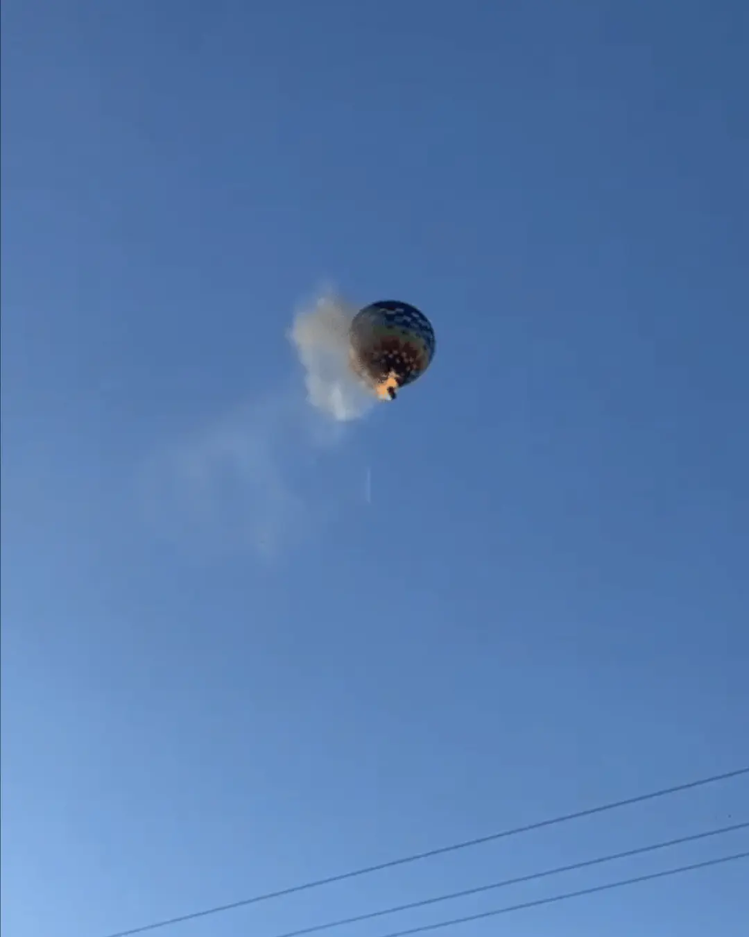 Balão cai em SC e mata 8 pessoas; fogo teria começado com maçarico.