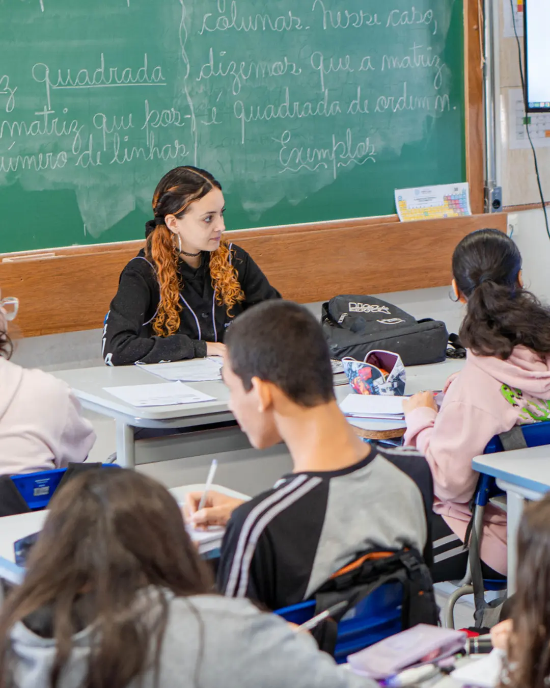 Cerca de um milhão de estudantes da rede estadual volta às aulas nesta quarta