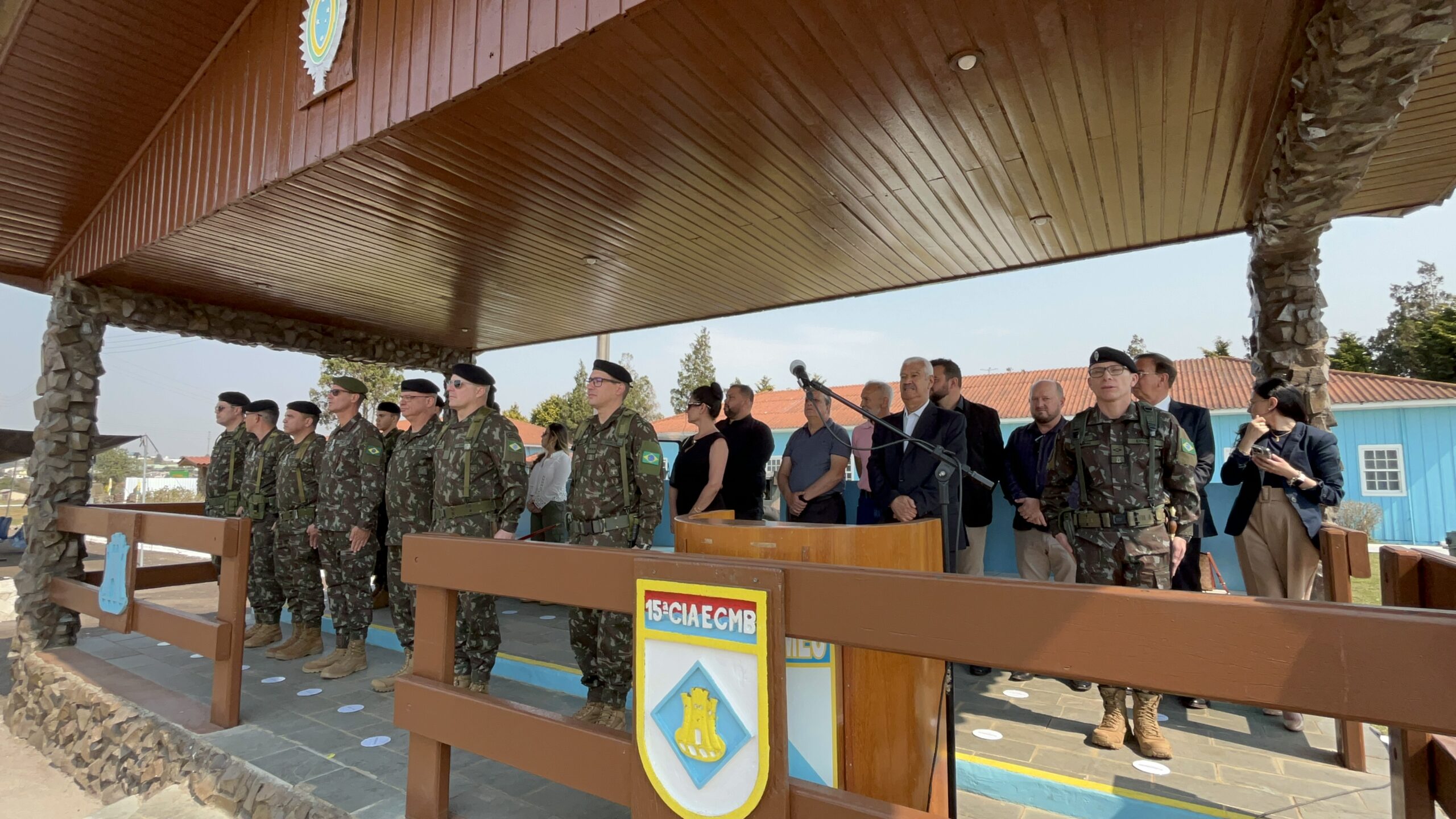 15ª Cia E Cmb Mec comemorou 42 anos com inúmeras homenagens e inauguração do busto do Patrono