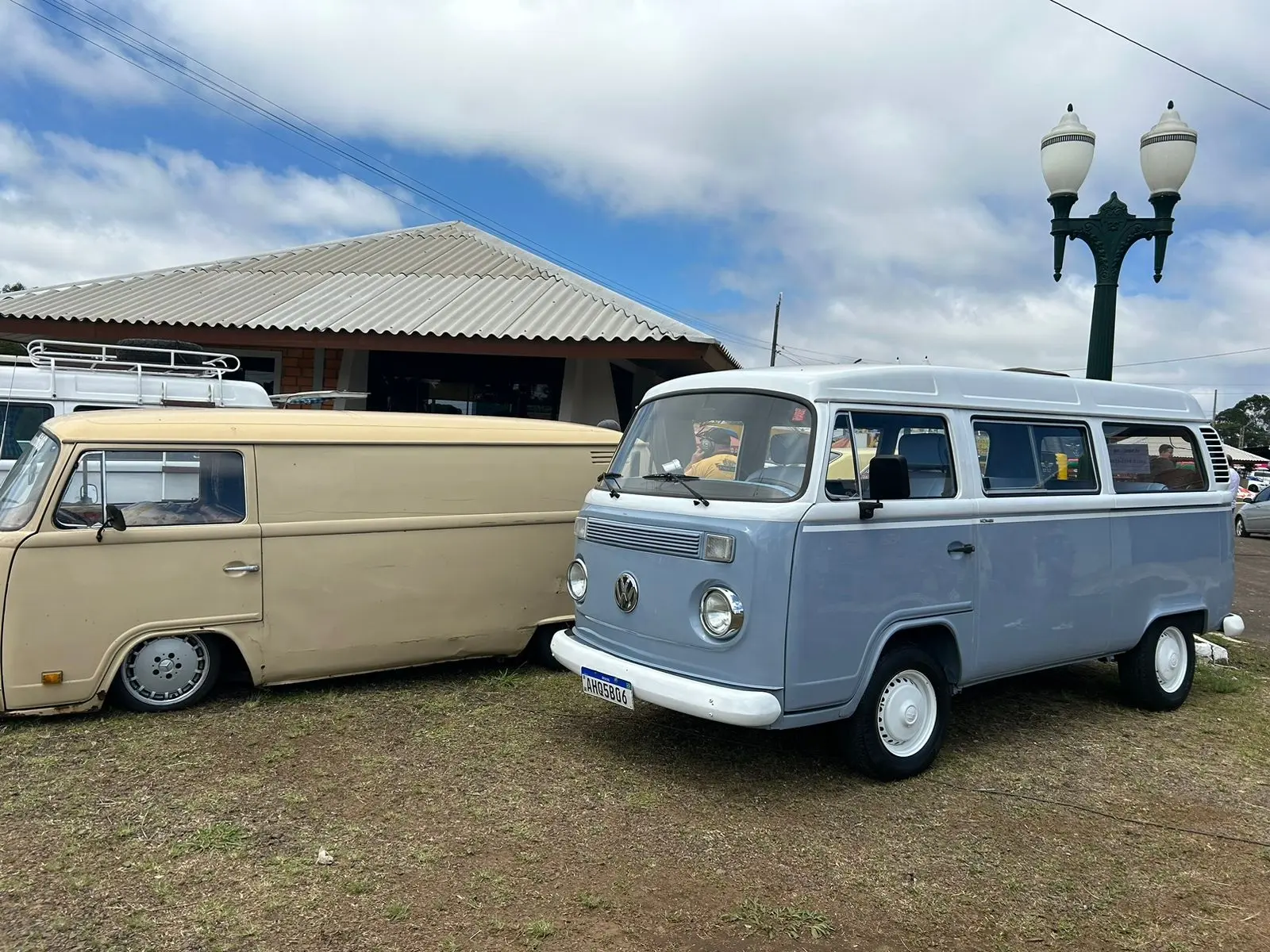 Antigos Auto Club marca presença na XIV ExpoPalmas