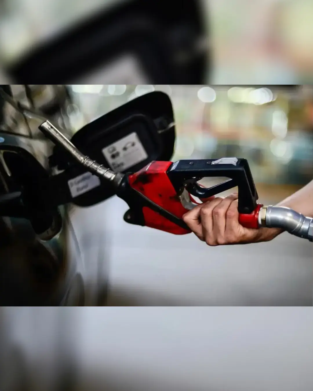 Gasolina sobe nos postos mesmo após redução de preços nas refinarias, aponta ANP Gasolina sobe nos postos mesmo após redução de preços nas refinarias, aponta ANP