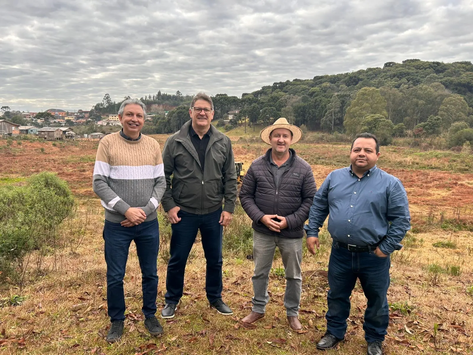Teve início terraplanagem para a construção do Condomínio do Idoso Teve início terraplanagem para a construção do Condomínio do Idoso